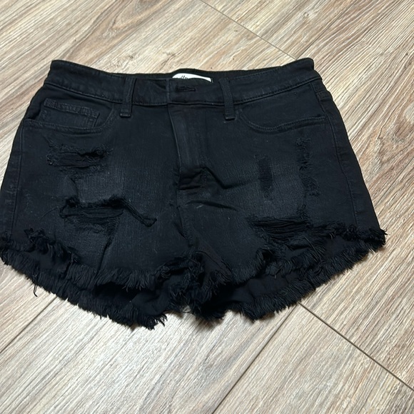 Women’s Willow & Root Jean shorts - Picture 1 of 2